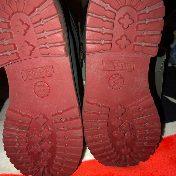 Black timberlands - Picture 3 of 4